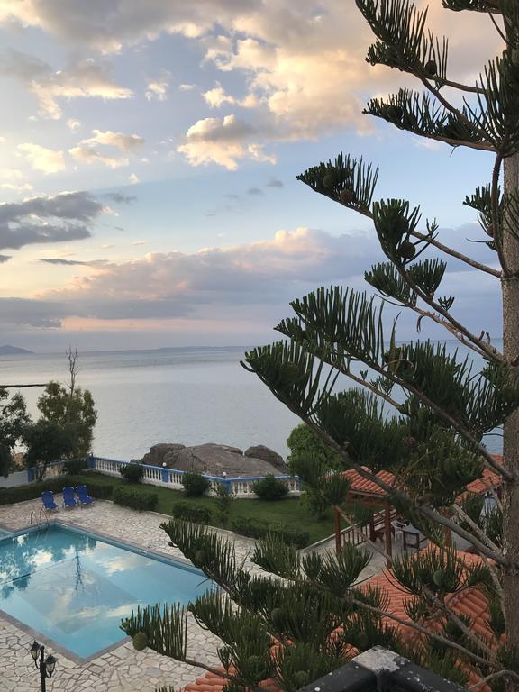 Cypriana Apartments Makry Gialos  Exterior photo